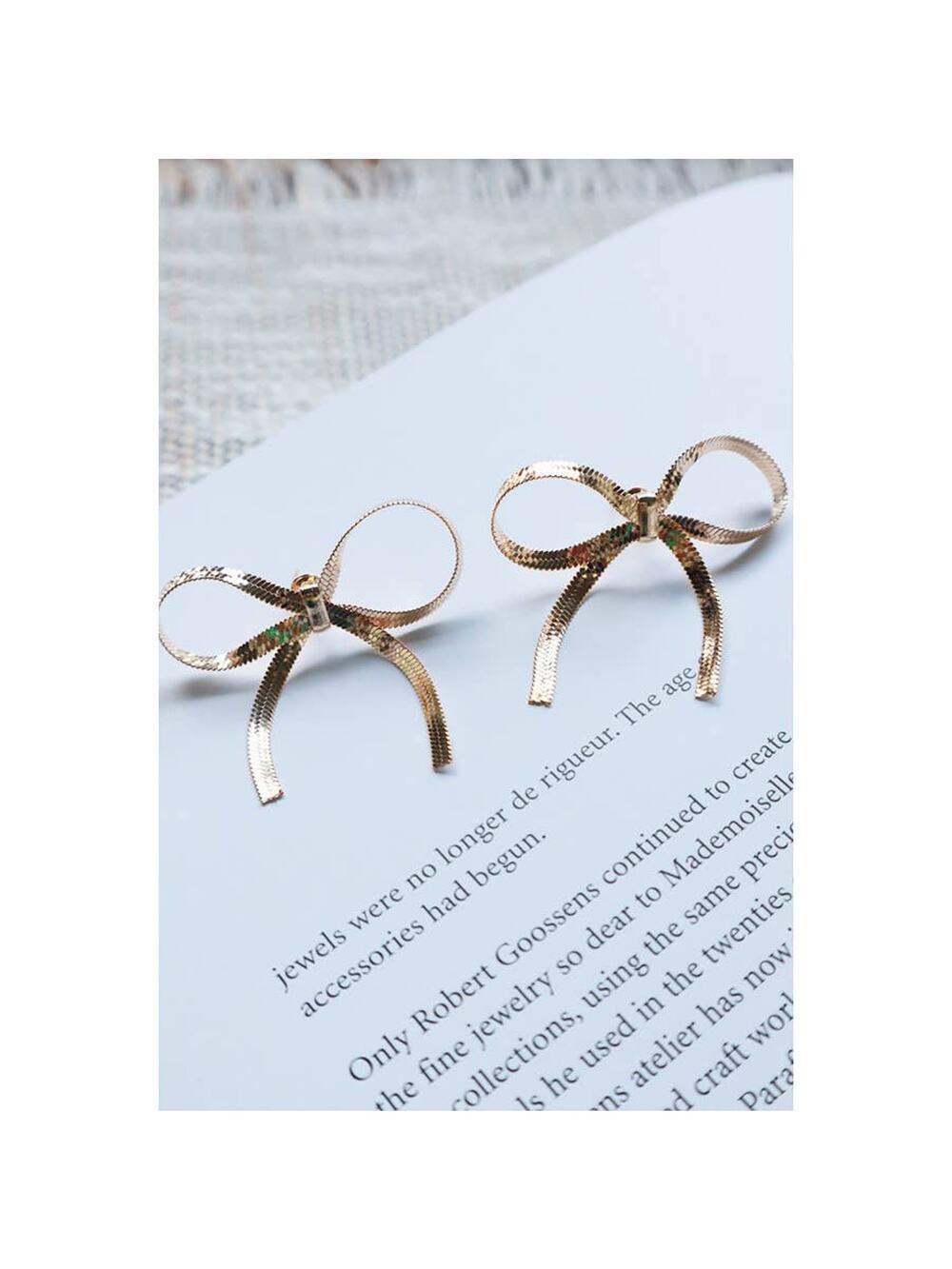 Gold Tassel Chain Bow Earrings